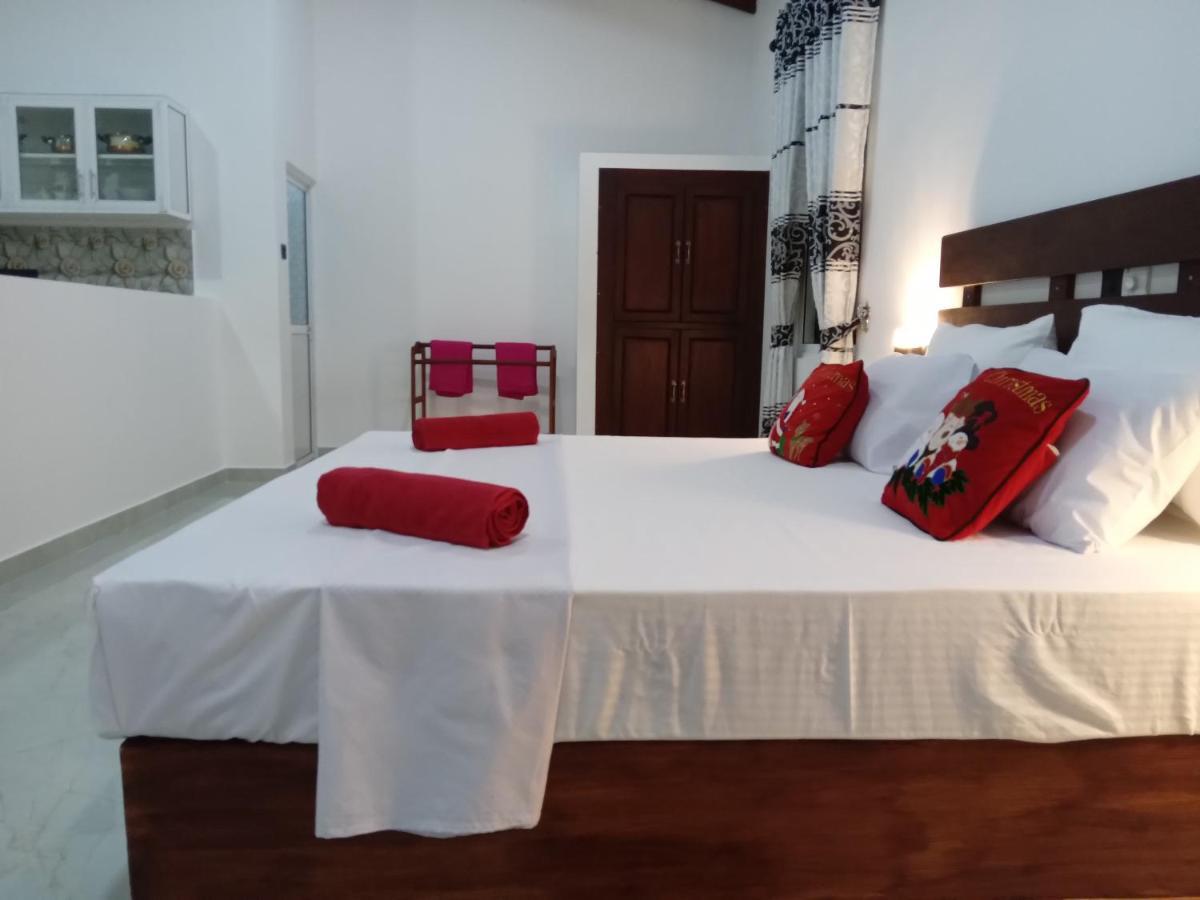 Indika'S Apartment هيكادوفا المظهر الخارجي الصورة