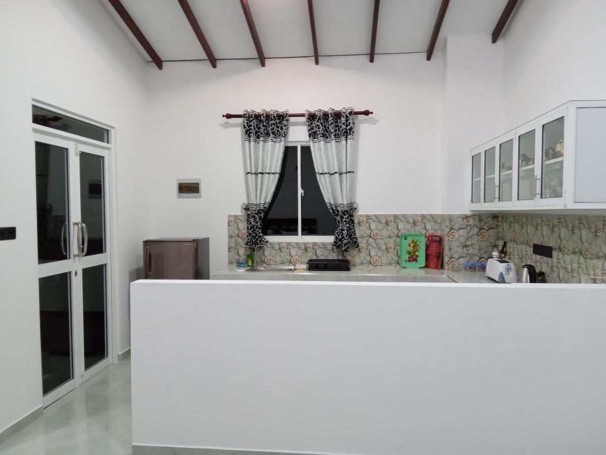 Indika'S Apartment هيكادوفا المظهر الخارجي الصورة