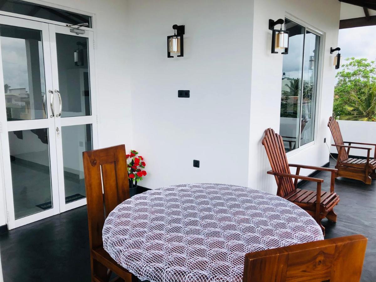 Indika'S Apartment هيكادوفا المظهر الخارجي الصورة