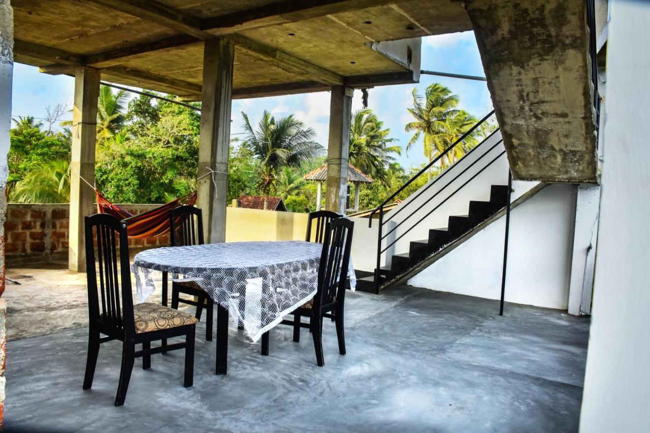 Indika'S Apartment هيكادوفا المظهر الخارجي الصورة
