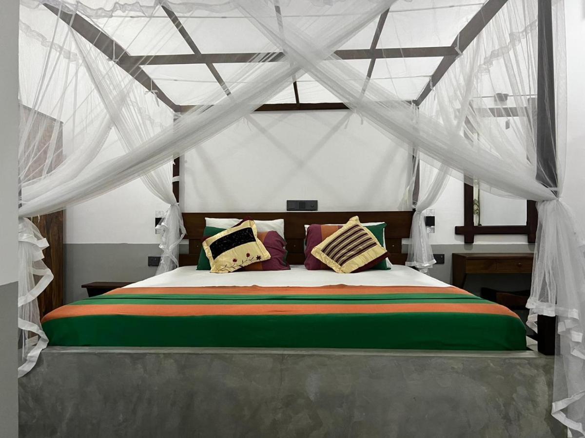 Indika'S Apartment هيكادوفا المظهر الخارجي الصورة