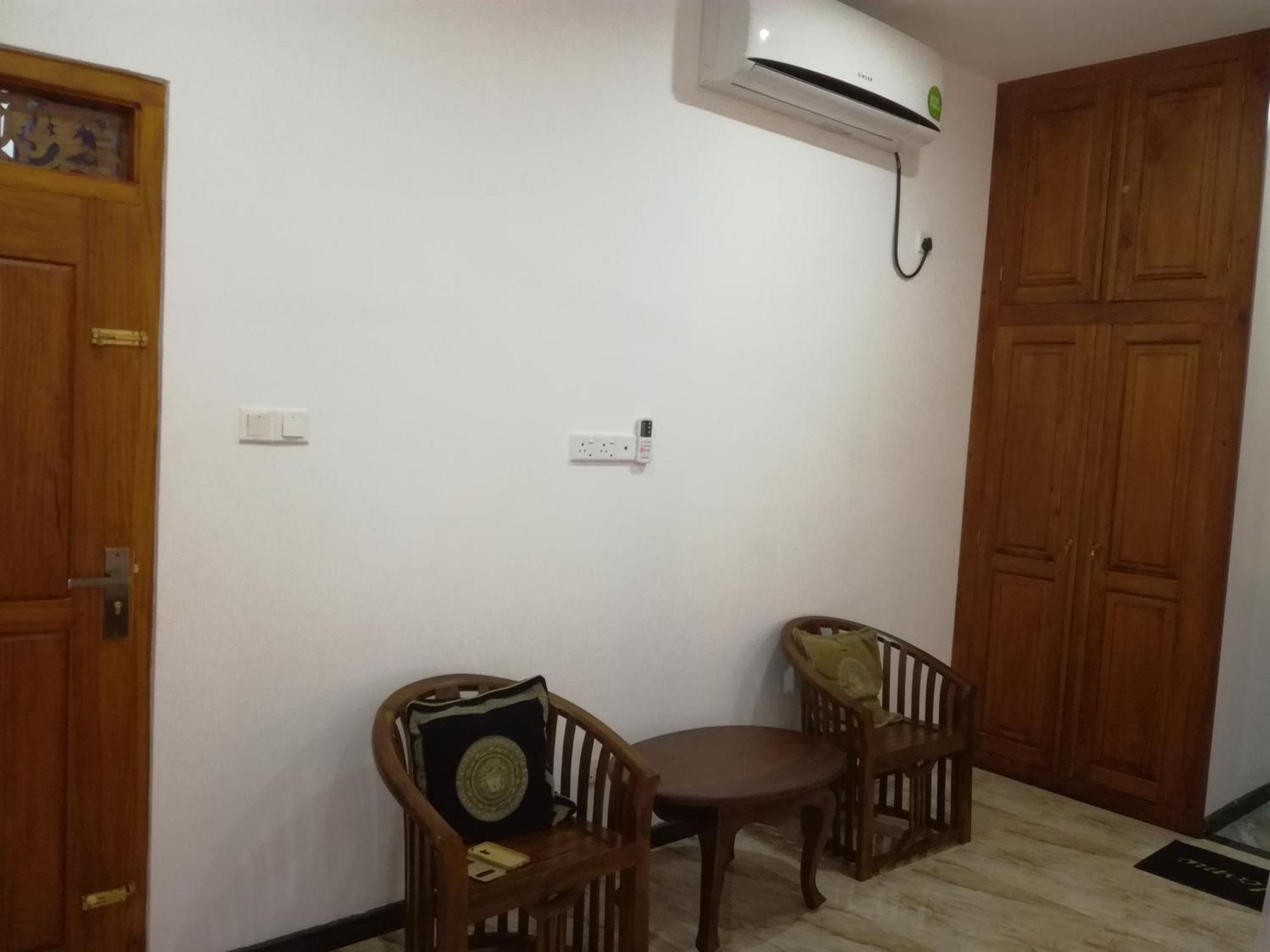 Indika'S Apartment هيكادوفا المظهر الخارجي الصورة