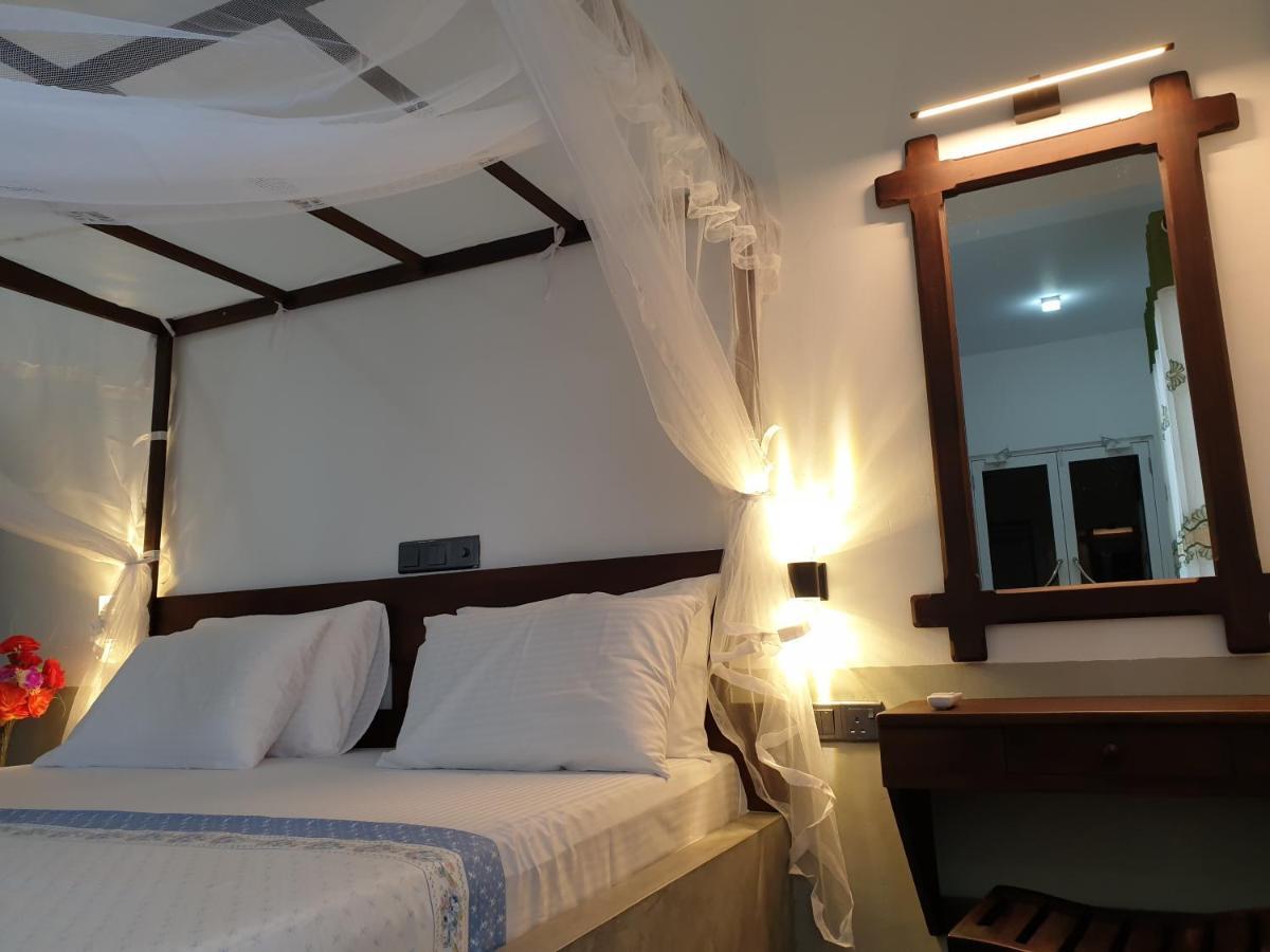 Indika'S Apartment هيكادوفا المظهر الخارجي الصورة